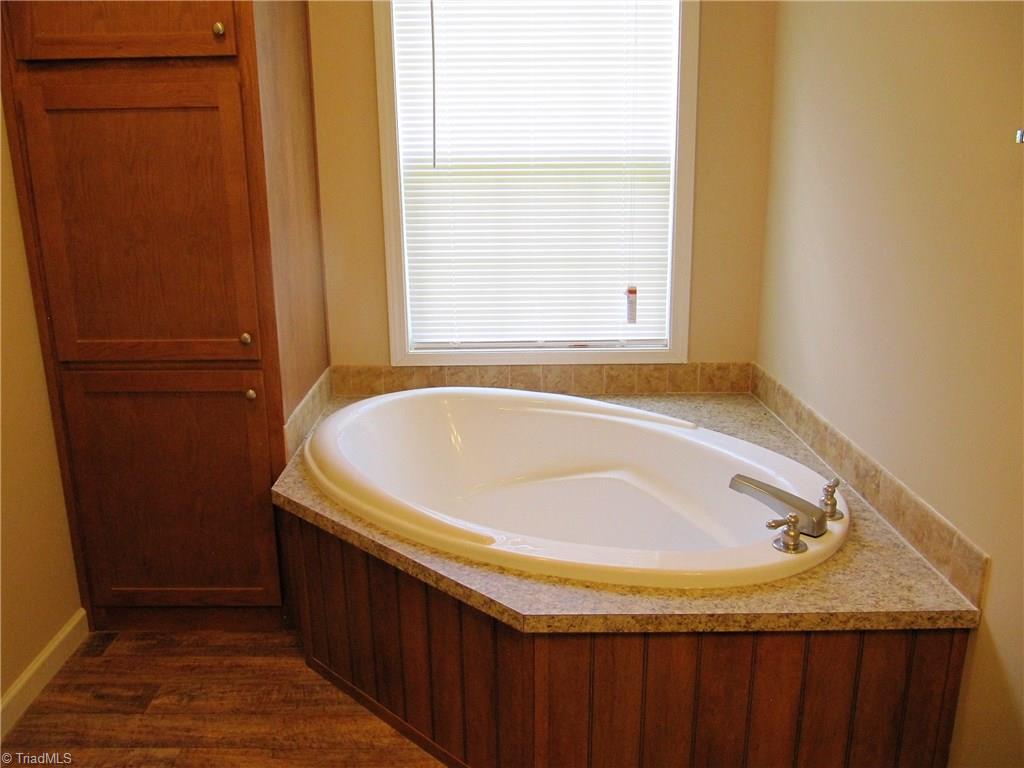 7297 Hampton Road Clemmons, NC 27012 - Photo 22 of 26 Gallery Image 22