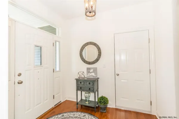 $560,100 | 92 Lakepointe Way, Saratoga Springs, NY 12866