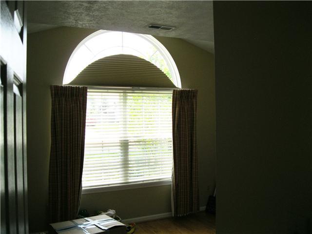 614 Quail Ridge Drive Westfield, IN 46074 - Photo 8 of 11 Gallery Image 8