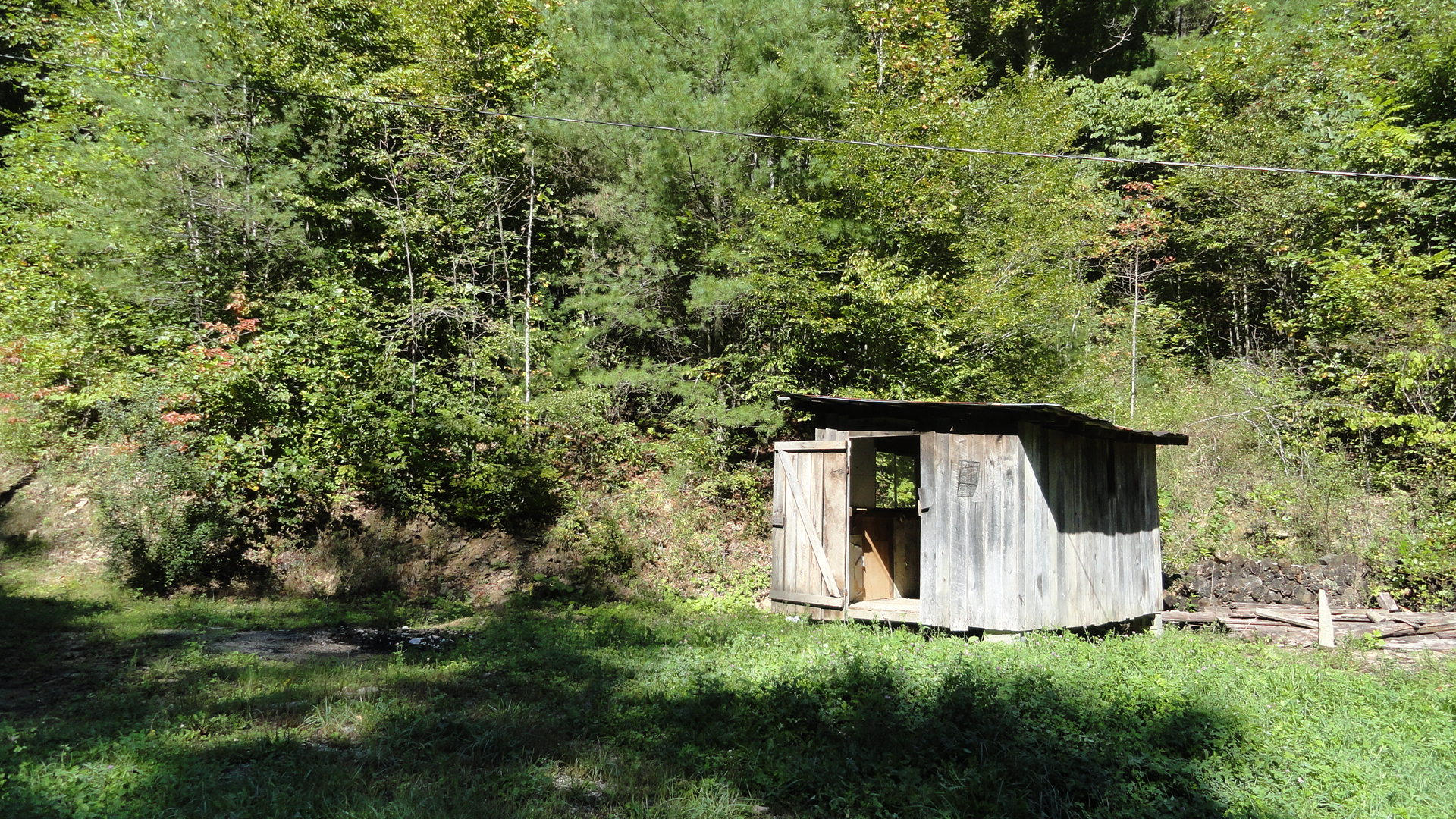 112 Carter Brock Road Barbourville, KY 40906 - Photo 5 of 25 DSC00972