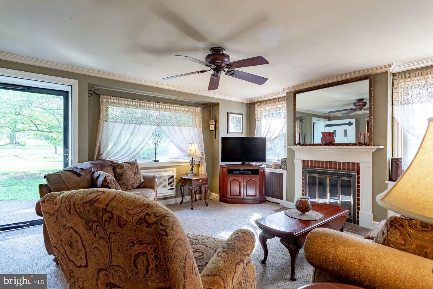 1455 Buchert Road Pottstown, PA 19464 - Photo 4 of 23 Family Room