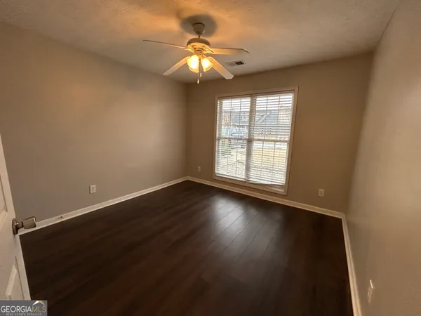 $2,195 | 5774 Tattersall Terrace, Sugar Hill, GA 30518