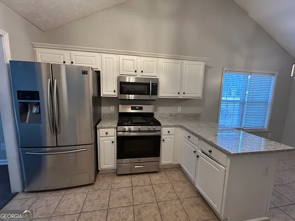 $2,195 | 5774 Tattersall Terrace, Sugar Hill, GA 30518