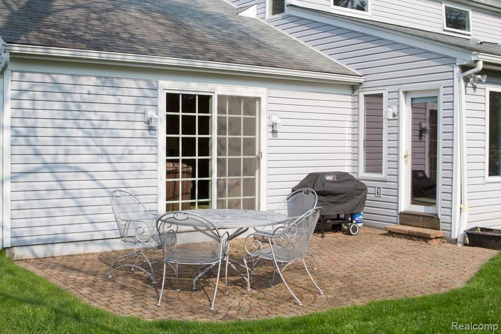815 Spartan Drive Rochester, MI 48309 - Photo 46 of 51 IMG_5421.jpg