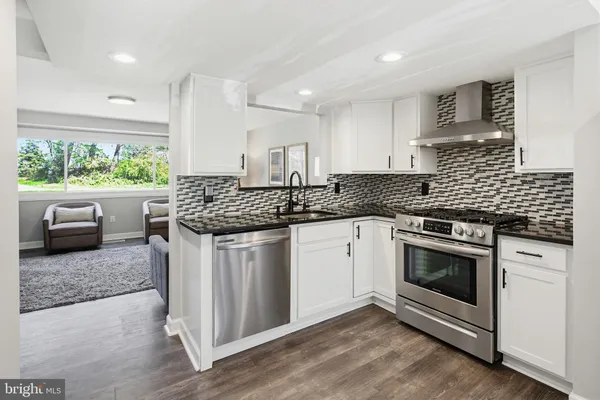 $379,900 | 9440 Merryrest Road, Columbia, MD 21045