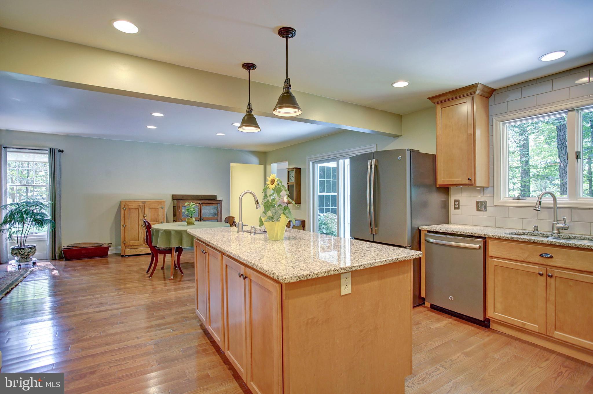 671 Shannon Road Boiling Springs, PA 17007 - Photo 12 of 52 Gallery Image 12