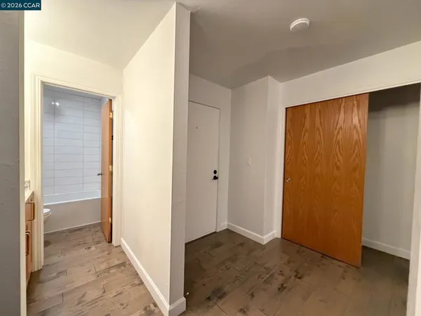 $2,000 | 401 Monte Vista Avenue, Oakland, CA 94611