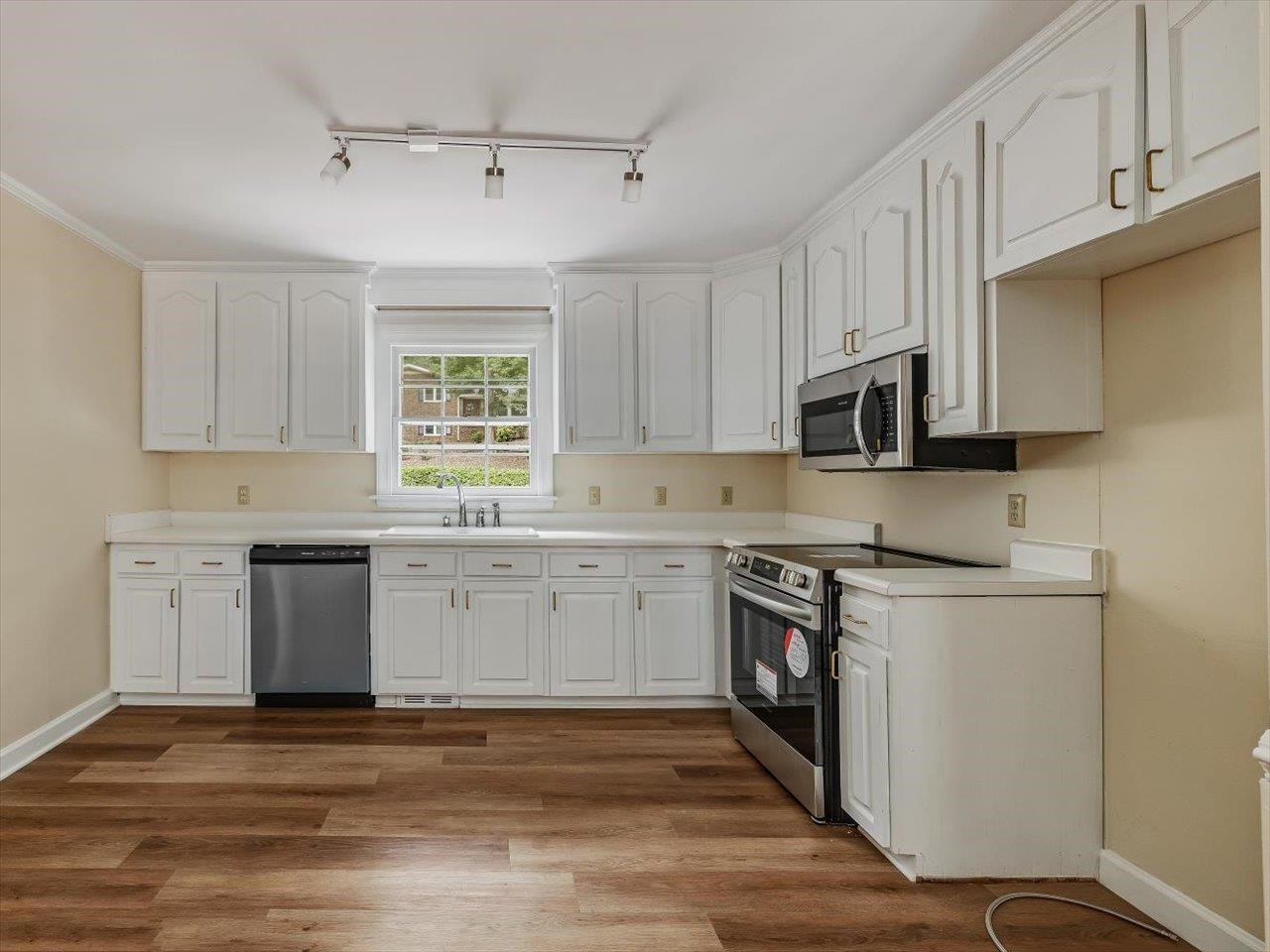 4725 Oak Park Road Raleigh, NC 27612 - Photo 25 of 75 Photo 25