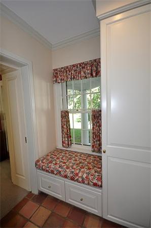 357 Westford Road Concord, MA 01742 - Photo 5 of 28 Gallery Image 5