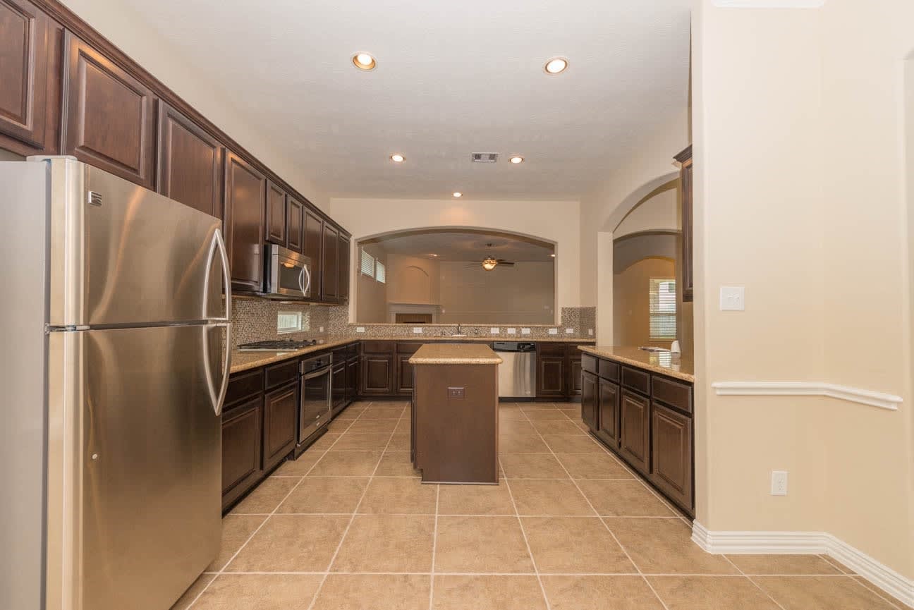 30810 Academy Trace Drive Spring, TX 77386 - Photo 8 of 21