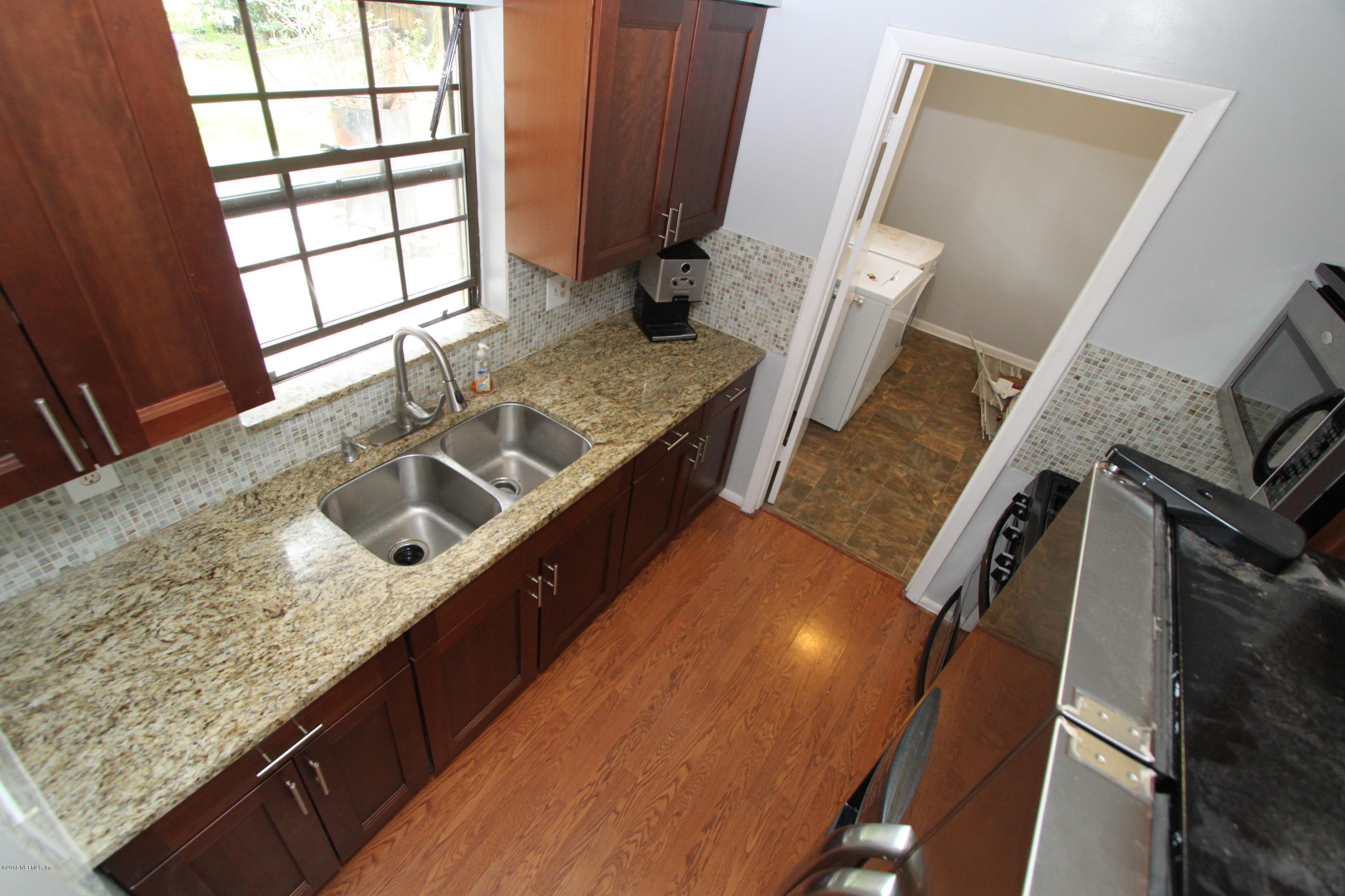 5657 Sabena Road Jacksonville, FL 32207 - Photo 11 of 33 IMG_8254