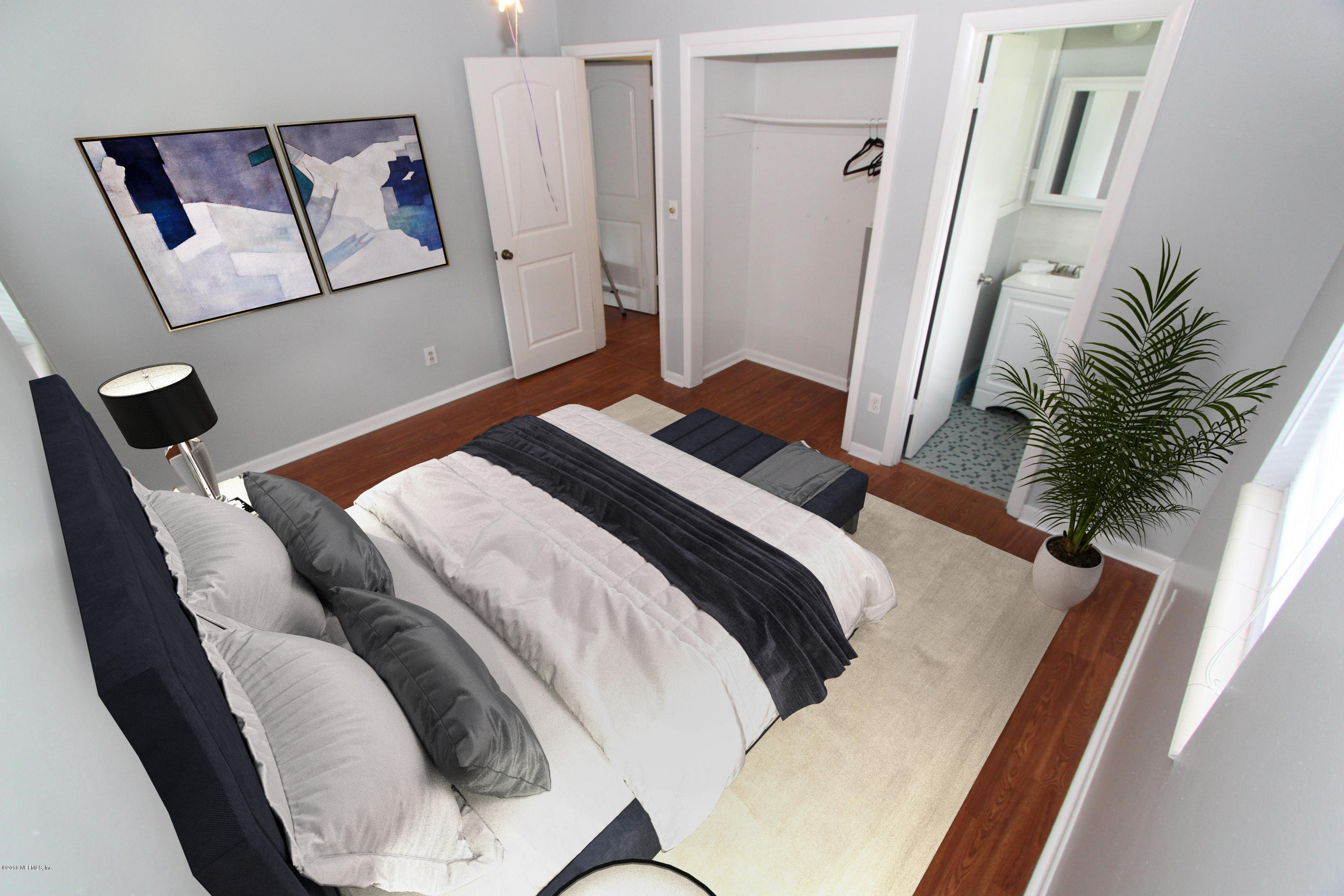5657 Sabena Road Jacksonville, FL 32207 - Photo 16 of 33 Master Bedroom