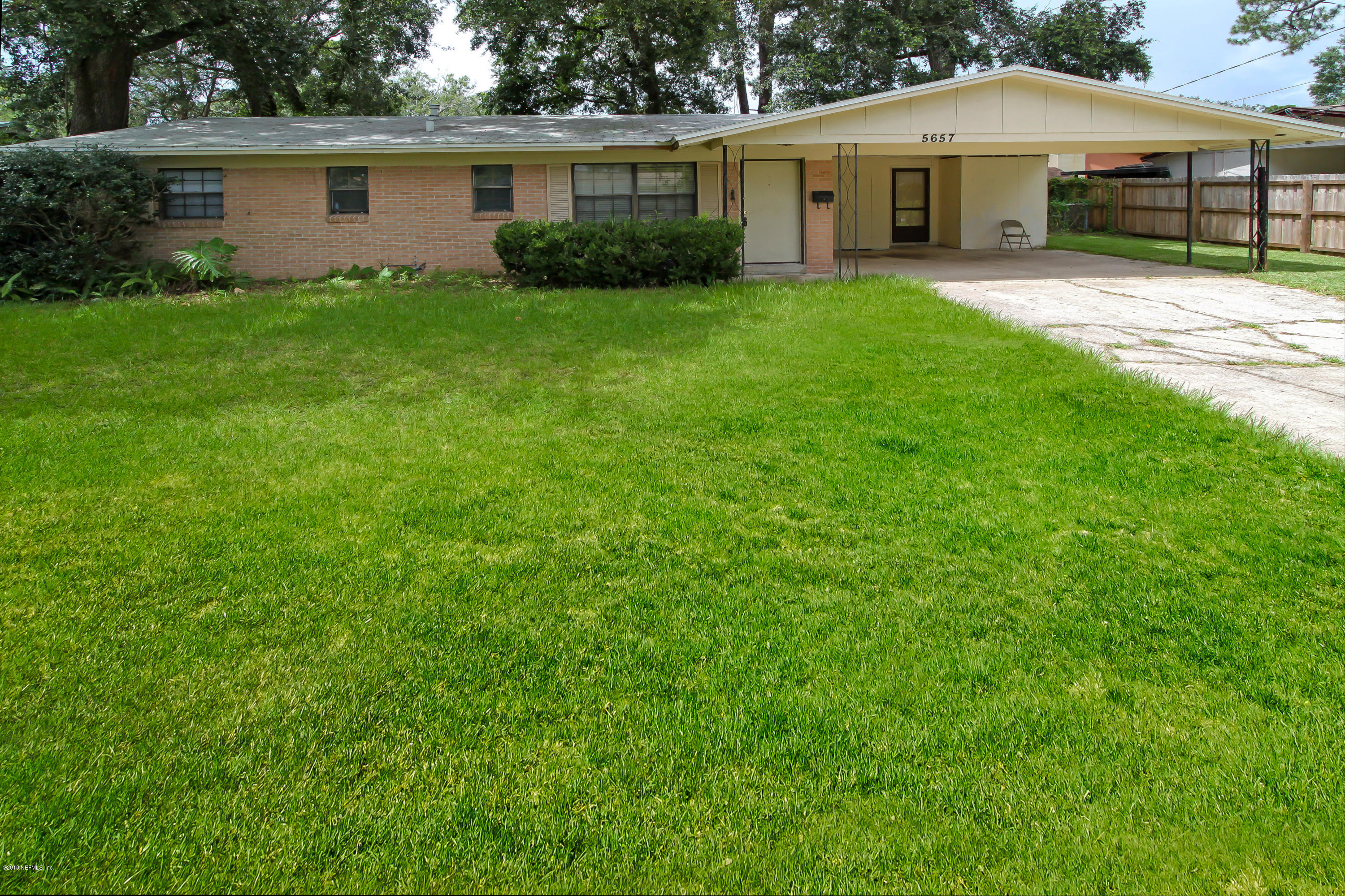 5657 Sabena Road Jacksonville, FL 32207 - Photo 2 of 33 5657 Sabena Rd Front 3