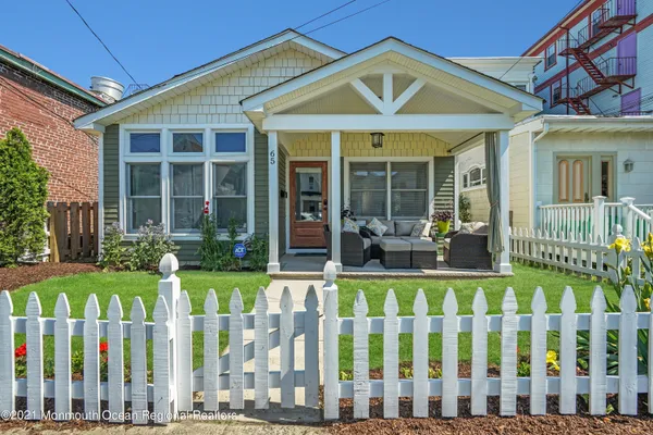 $2,125 | 65 Heck Avenue, Ocean Grove, NJ 07756