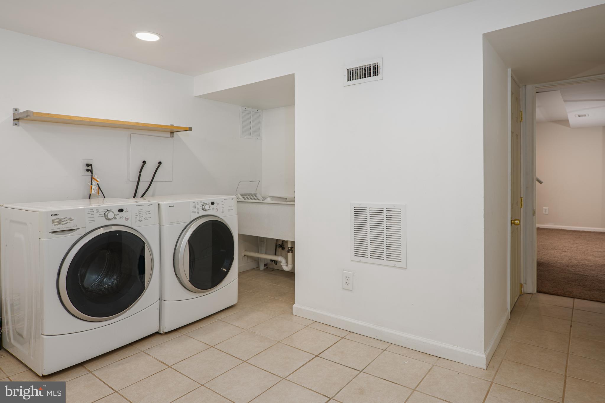 4211 Thorncliff Road Baltimore, MD 21236 - Photo 20 of 28 Gallery Image 20