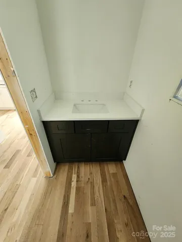 $947,500 | 371 East Falls View Drive, Pisgah Forest, NC 28768