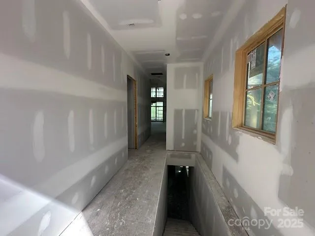 $947,500 | 371 East Falls View Drive, Pisgah Forest, NC 28768