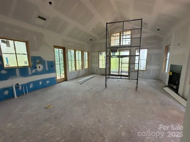 $947,500 | 371 East Falls View Drive, Pisgah Forest, NC 28768