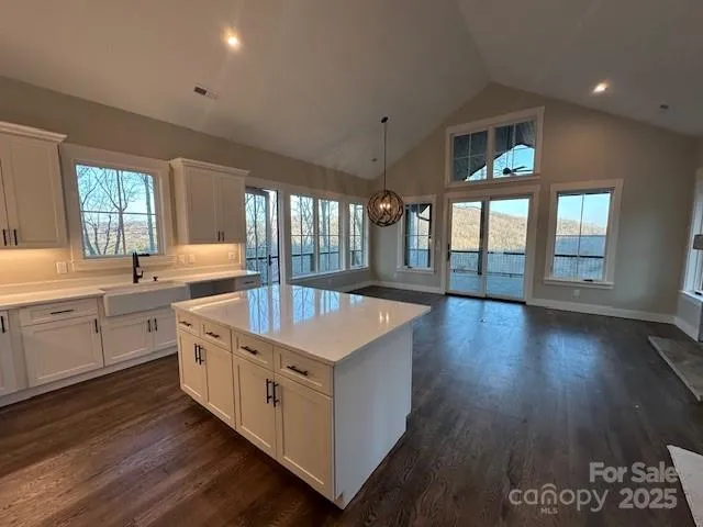 $947,500 | 371 East Falls View Drive, Pisgah Forest, NC 28768