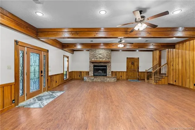 $575,000 | 569 North Smokey Cove Road, Singer, LA 70660