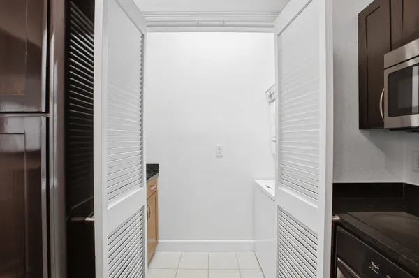 $2,350 | 2299 Lone Star Drive, Unit 233, Sugar Land, TX 77479