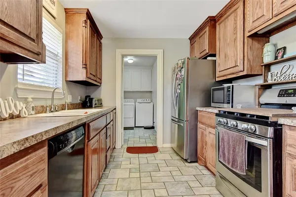 $272,500 | 2513 Sunset Street, Denison, TX 75020