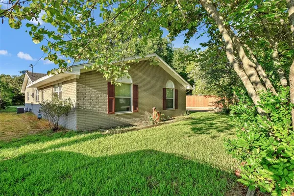 $272,500 | 2513 Sunset Street, Denison, TX 75020