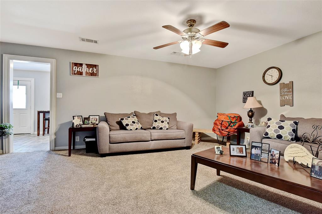 2513 Sunset Street Denison, TX 75020 - Photo 7 of 31