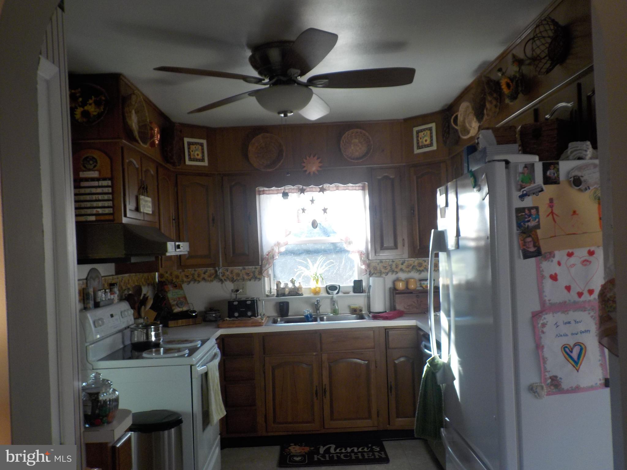 521 Rambler Road Manheim, PA 17545 - Photo 12 of 29 Kitchen