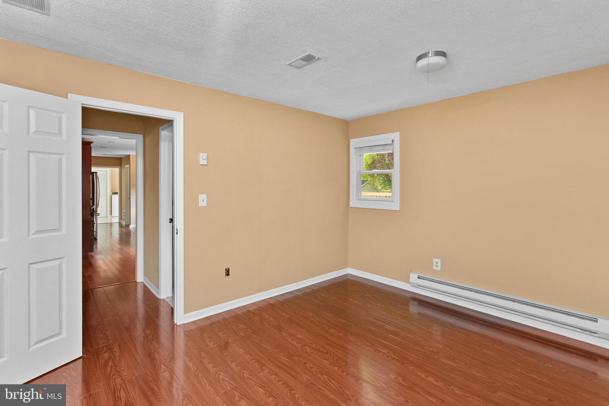469 Flock Road Hamilton, NJ 08619 - Photo 15 of 29