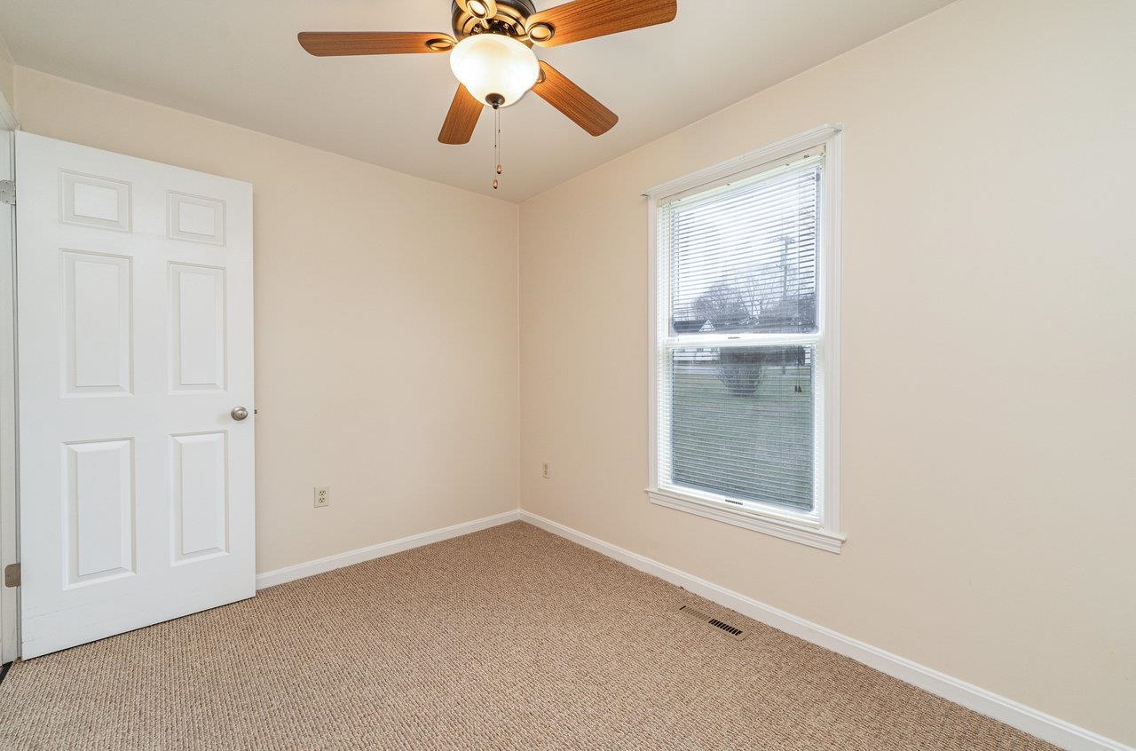 273 Fairview Road Luray, VA 22835 - Photo 29 of 49 Gallery Image 29