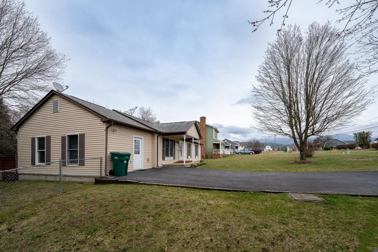 273 Fairview Road Luray, VA 22835 - Photo 31 of 49 Gallery Image 31