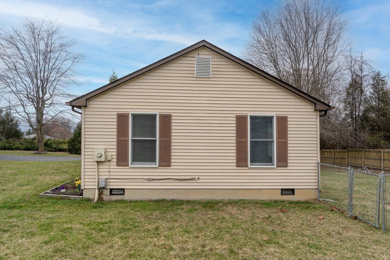 273 Fairview Road Luray, VA 22835 - Photo 34 of 49 Gallery Image 34