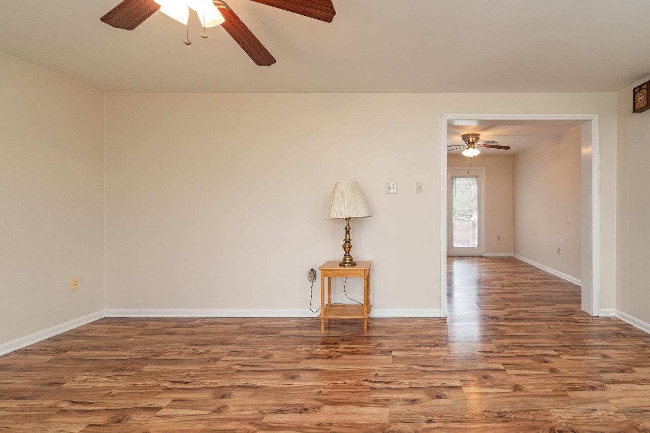 273 Fairview Road Luray, VA 22835 - Photo 4 of 49 Gallery Image 4