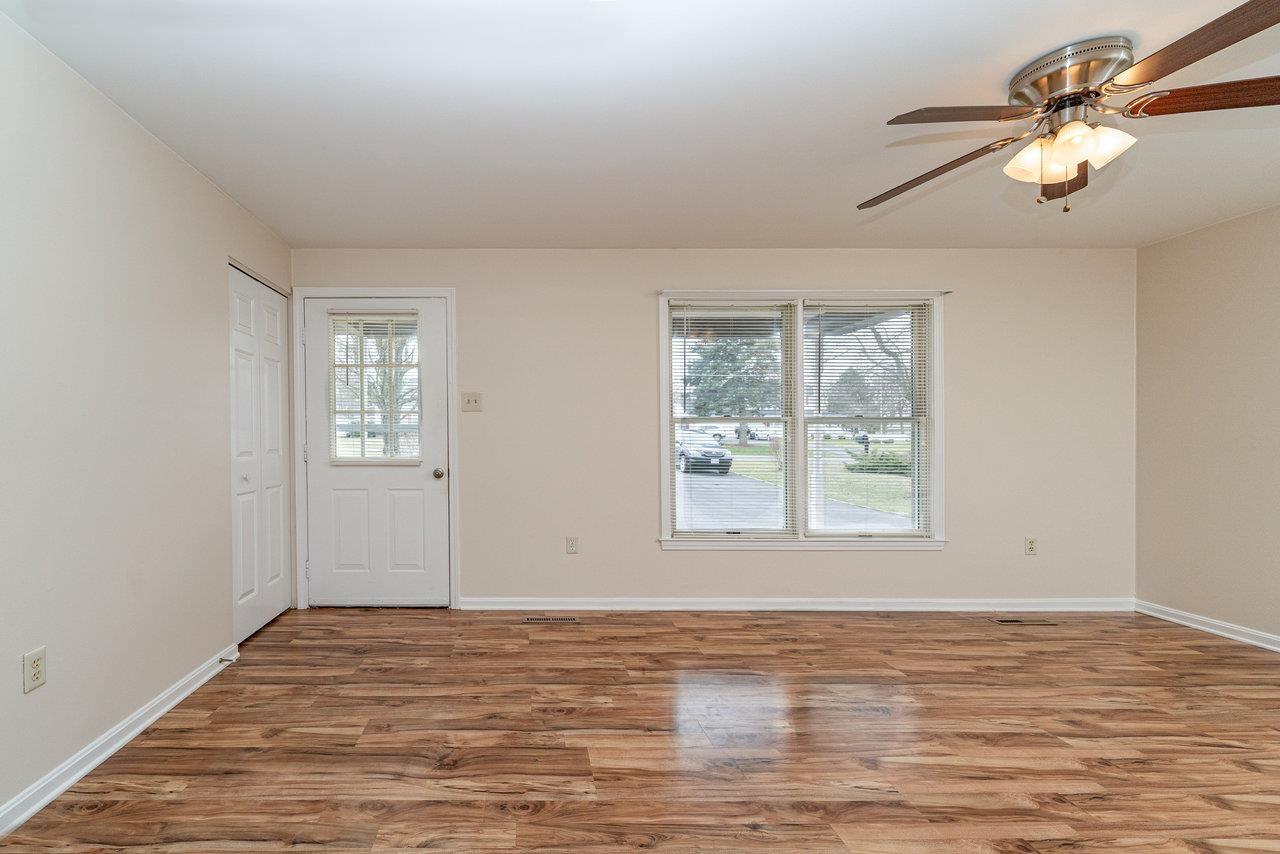 273 Fairview Road Luray, VA 22835 - Photo 5 of 49 Gallery Image 5