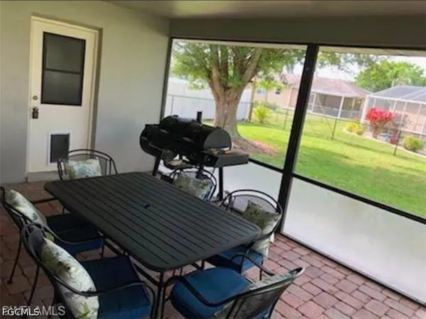 $1,950 | 3604 Southwest 6th Place, Cape Coral, FL 33914