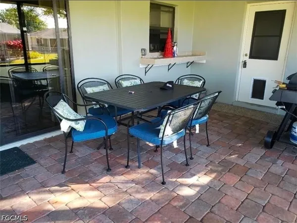 $1,950 | 3604 Southwest 6th Place, Cape Coral, FL 33914