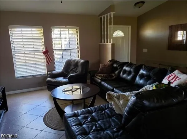 $1,950 | 3604 Southwest 6th Place, Cape Coral, FL 33914