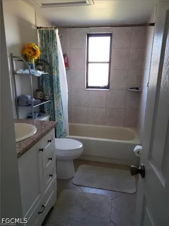 $1,950 | 3604 Southwest 6th Place, Cape Coral, FL 33914