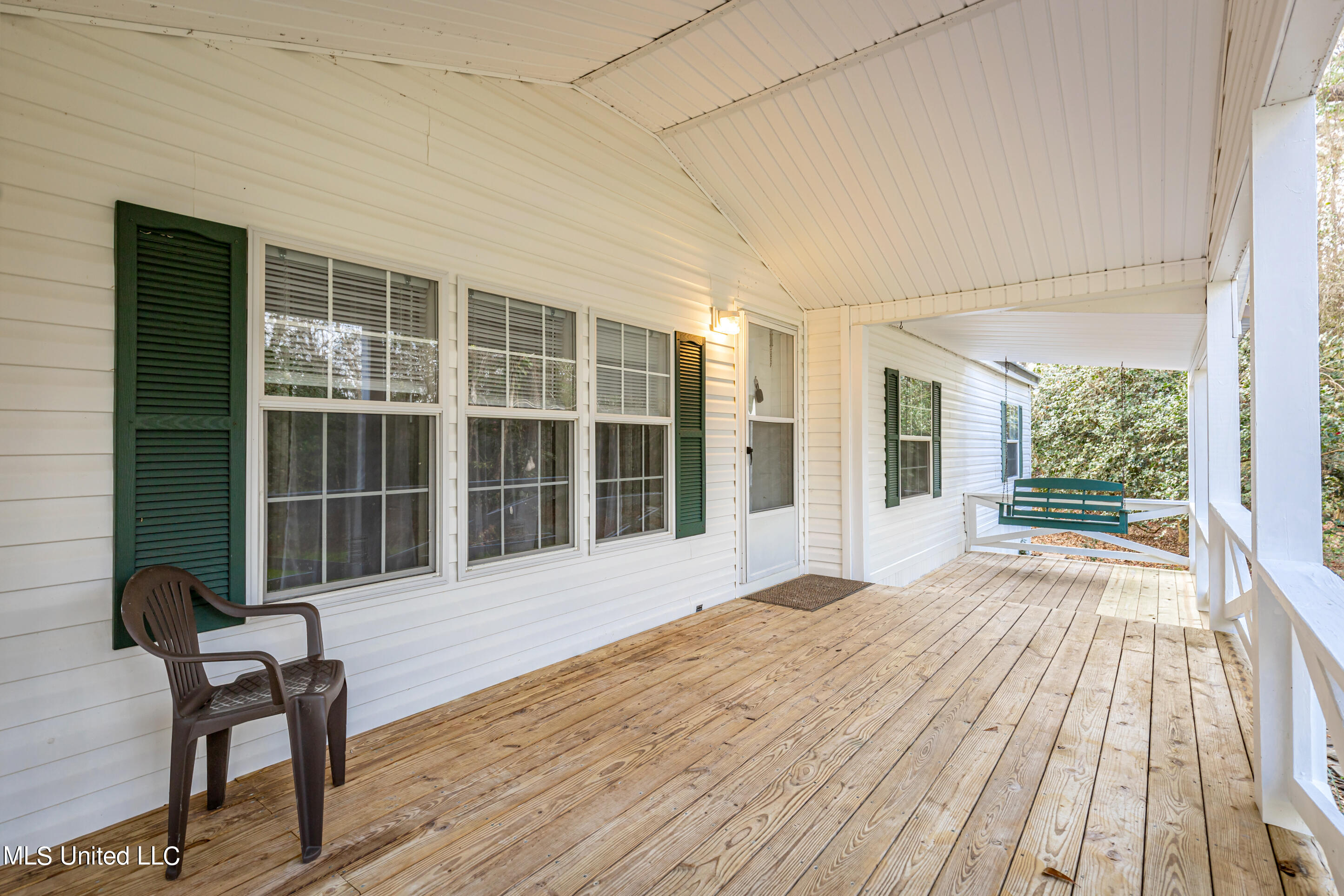 17336 Old River Road Vancleave, MS 39565 - Photo 2 of 71 IMG_1265