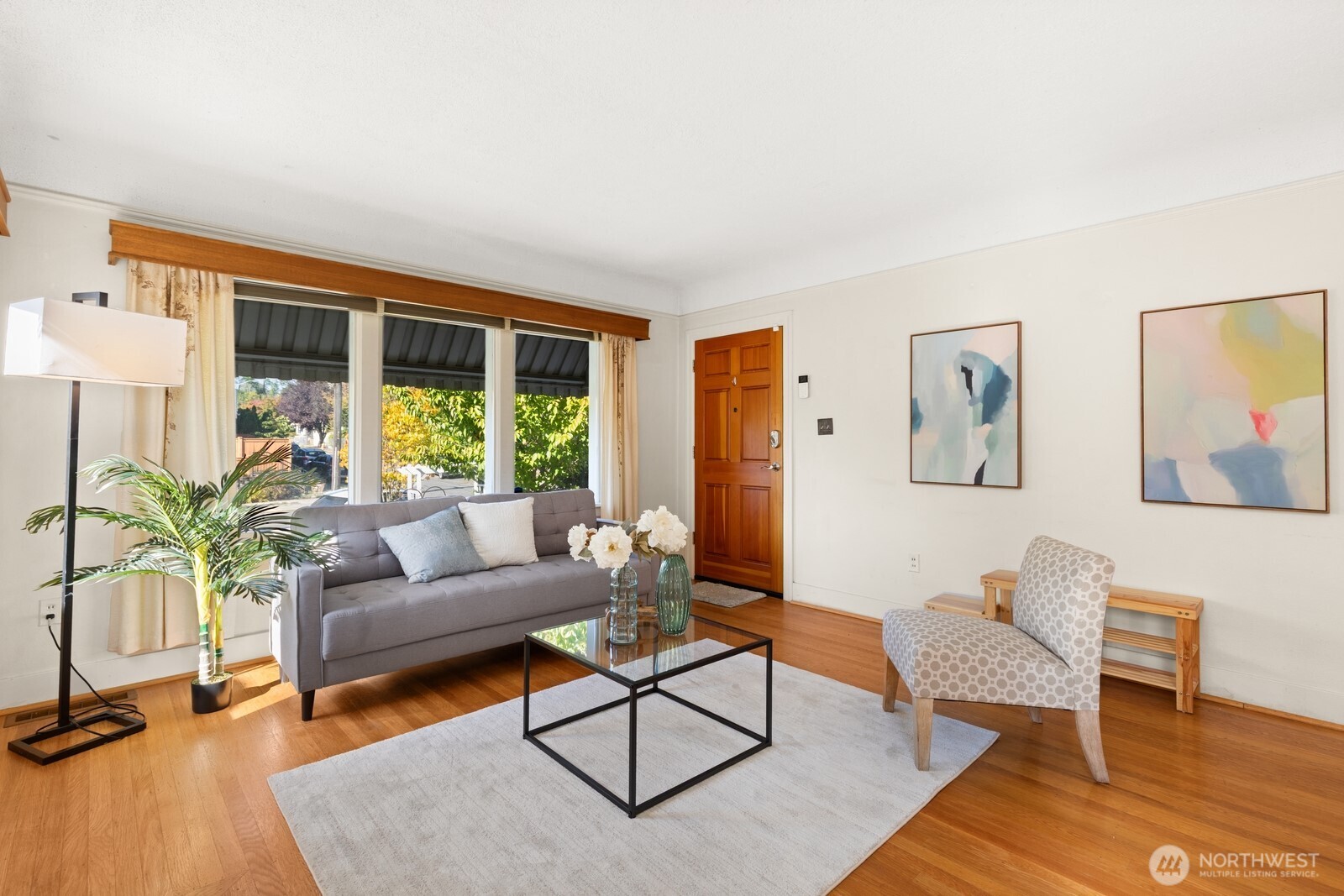 7850 Renton Avenue South Seattle, WA 98118 - Photo 4 of 25 Gallery Image 4