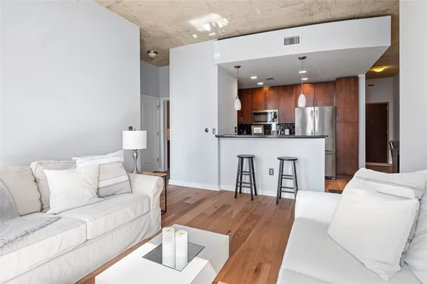 $3,150 | 360 Nueces Street, Unit 1314, Austin, TX 78701