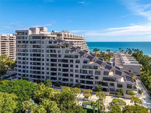 $17,000 | 201 Crandon Boulevard, Unit 1002, Key Biscayne, FL 33149