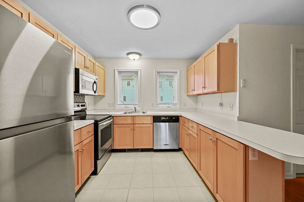 158 Paddock Avenue, Unit 1203 Meriden, CT 06450 - Photo 11 of 33