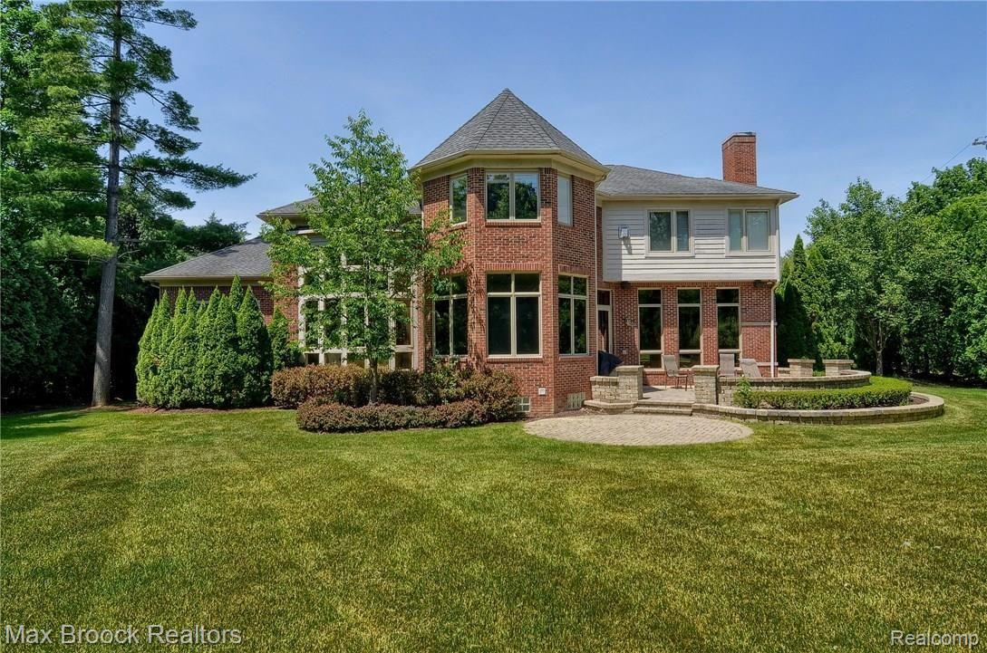 32250 Bingham Road Franklin, MI 48025 - Photo 41 of 44 Rear.jpg