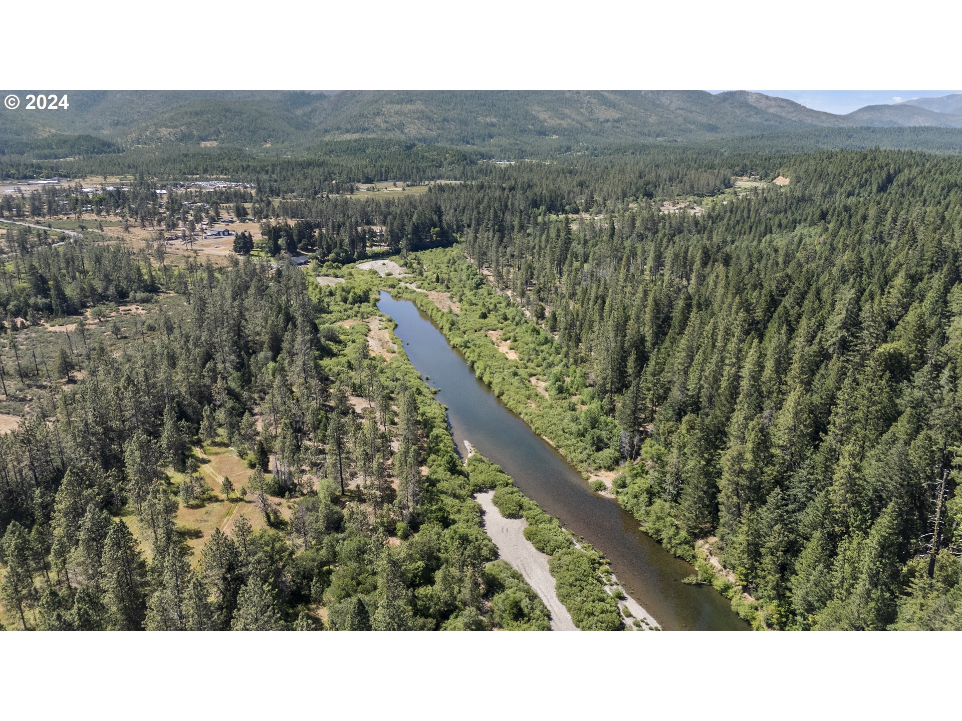 168 Krauss Lane Cave Junction, OR 97523 - Photo 9 of 30 a view of a city