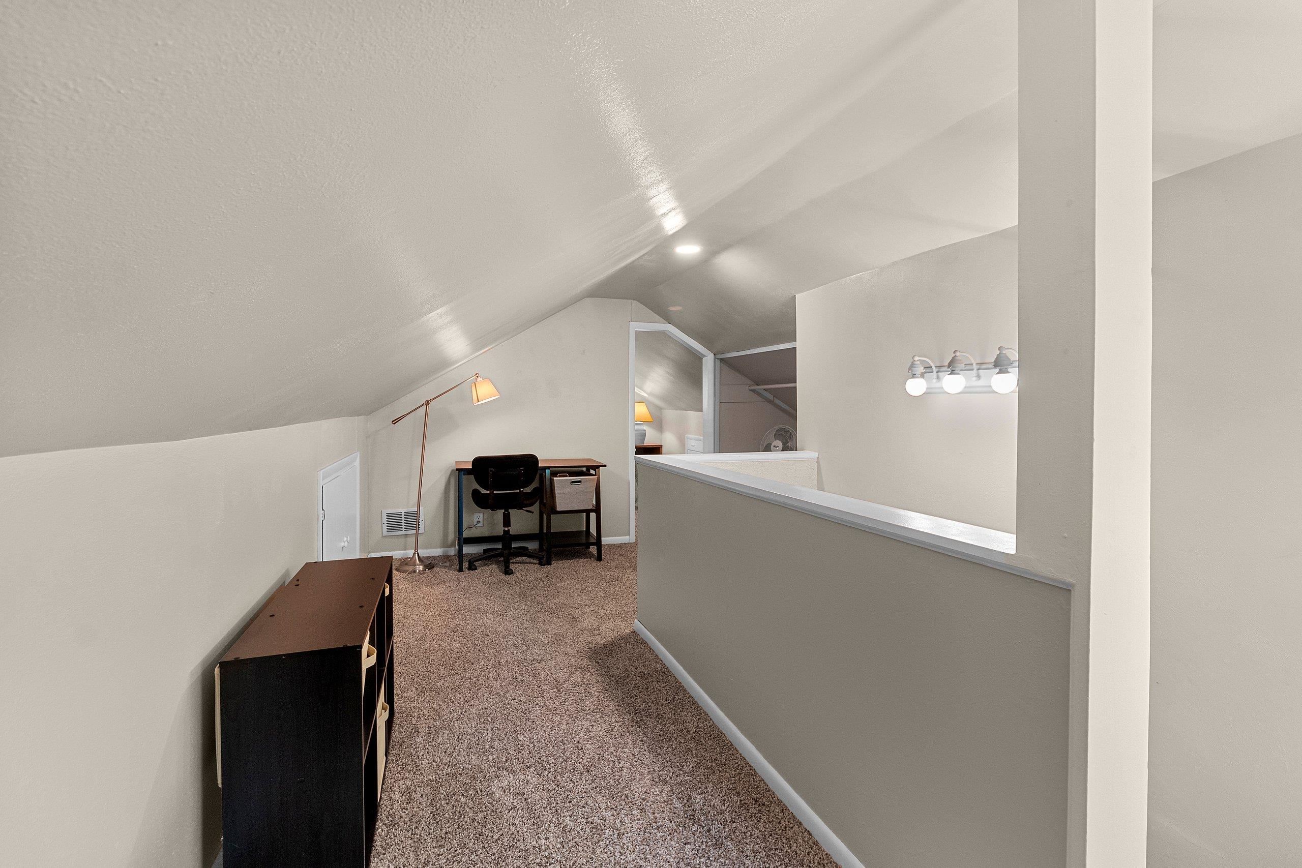 1137 East Jardin Street Appleton, WI 54911 - Photo 37 of 56