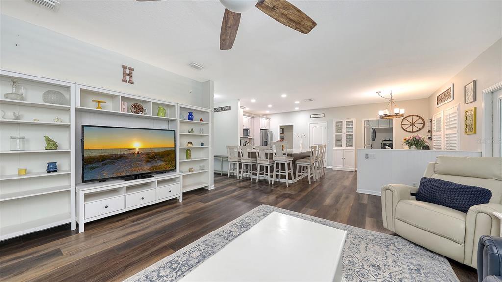 6365 Jim Davis Road Parrish, FL 34219 - Photo 16 of 66 Gallery Image 16