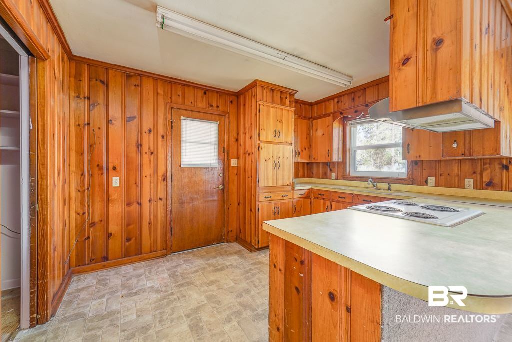 805 East 6th Street Bay Minette, AL 36507 - Photo 7 of 13 Kitchen