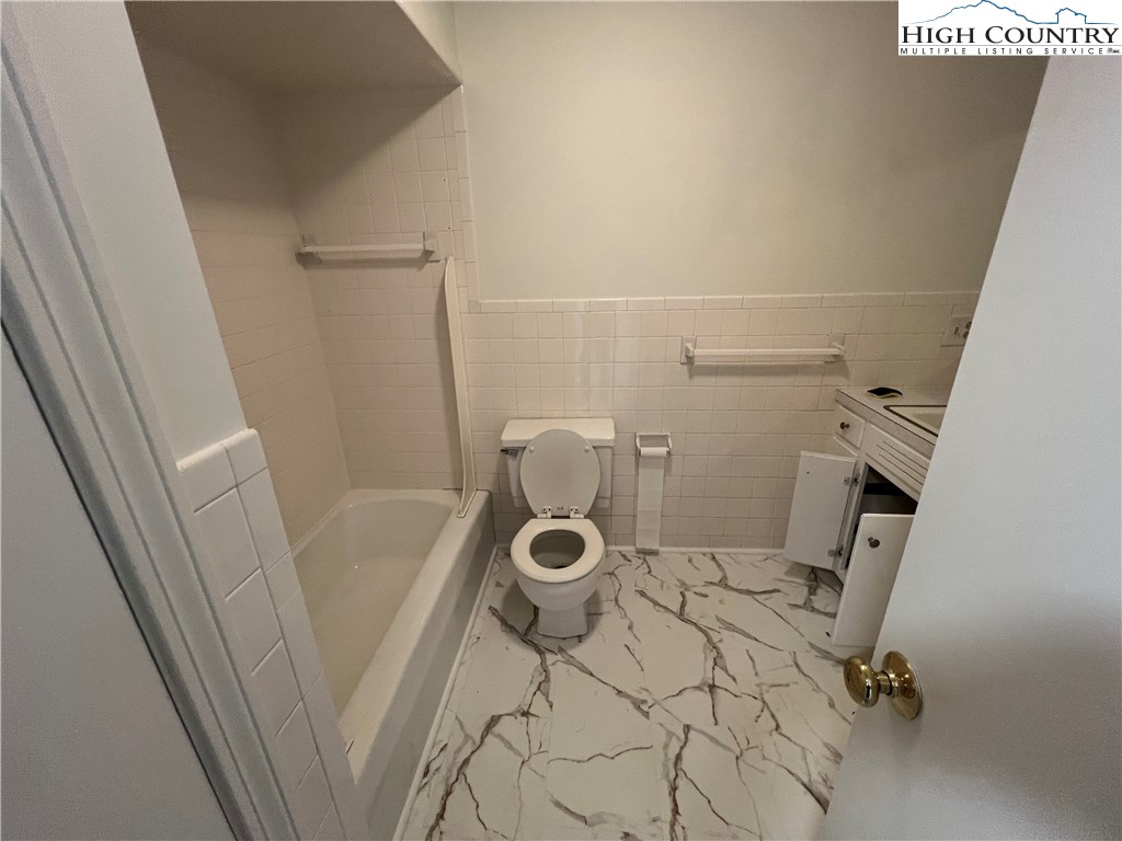 1864 Deerfield Road, Unit 1 Boone, NC 28607 - Photo 14 of 19